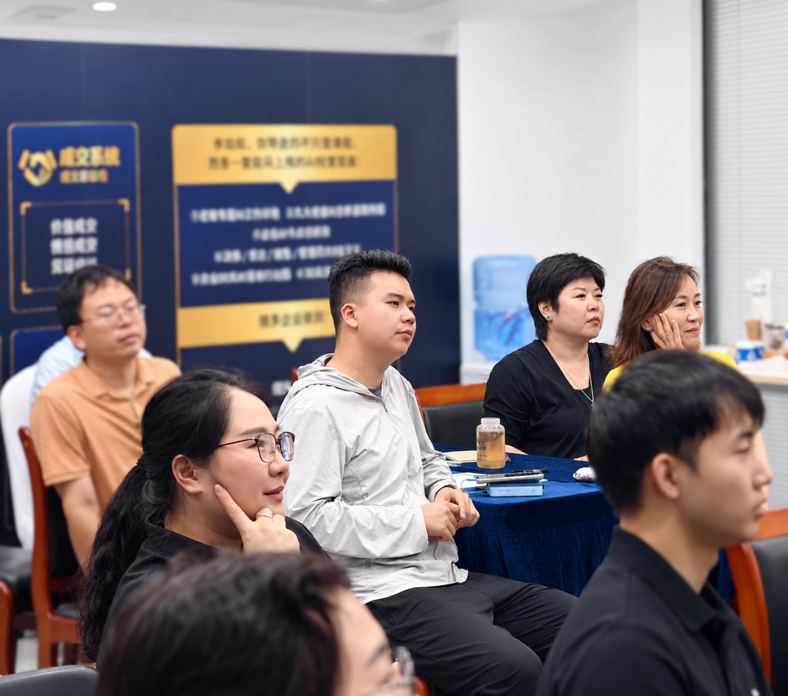 AI实战·把任务带进练习 · 公司提供的现场素材